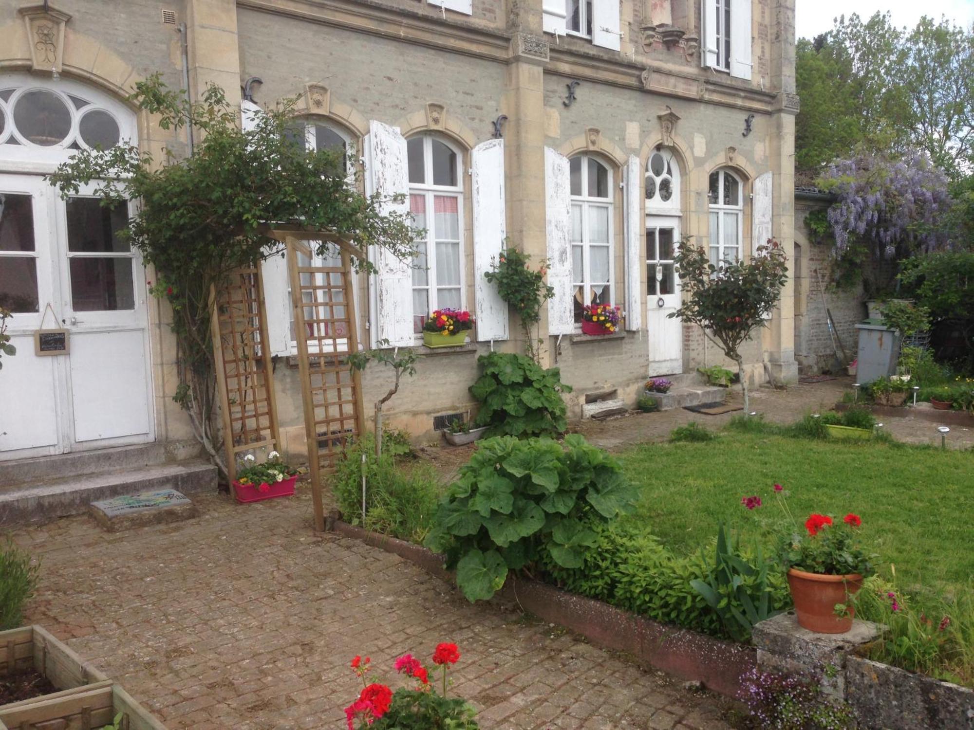 Les Anges Bed and Breakfast Oneux Buitenkant foto